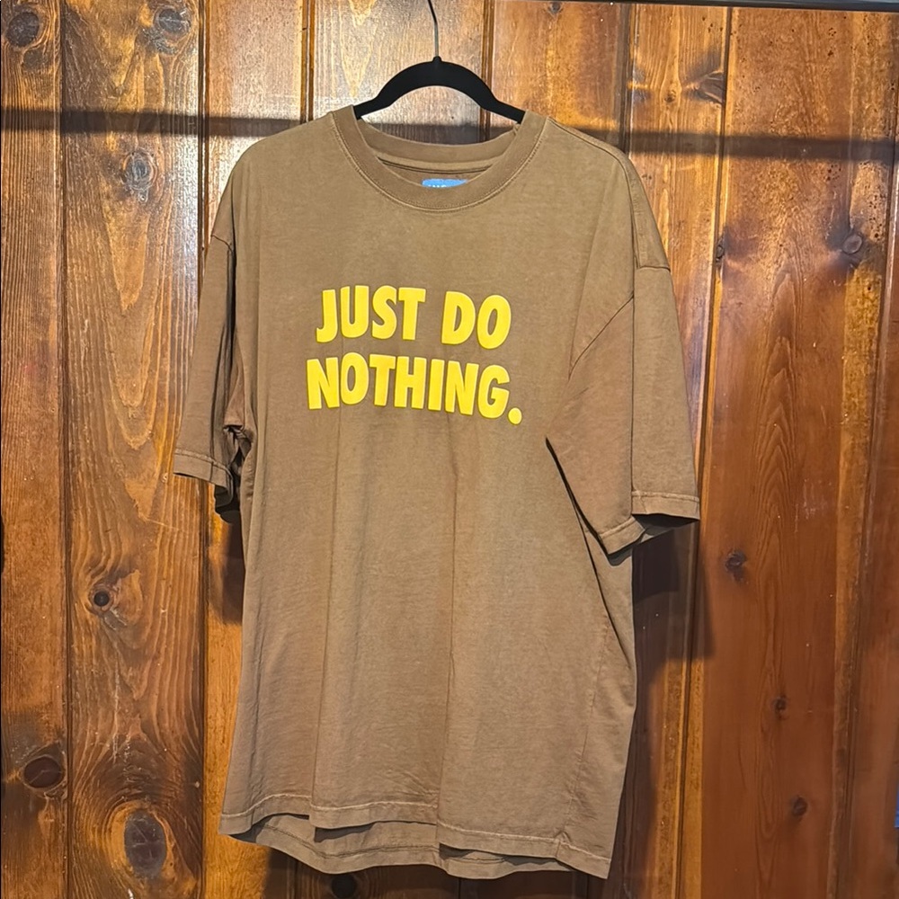 Yellow and Brown Short Sleeve Tee with Bold Graphic